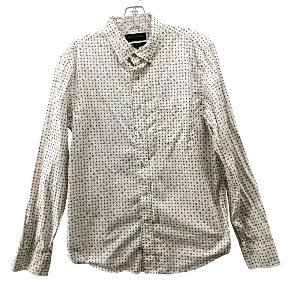 Banana Republic Untucked Fit Shirt Mens S Ivory Paisley Print Long‎ Sleeve